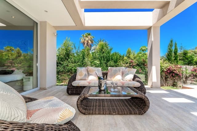 5 Zimmer Villa zu verkaufen in Marbella mit Pool - 2.950.000 € (Ref: 9443652)