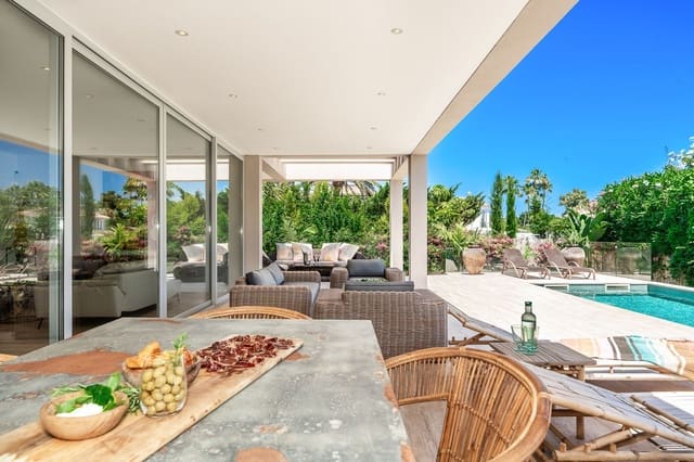 5 Zimmer Villa zu verkaufen in Marbella mit Pool - 2.950.000 € (Ref: 9443652)