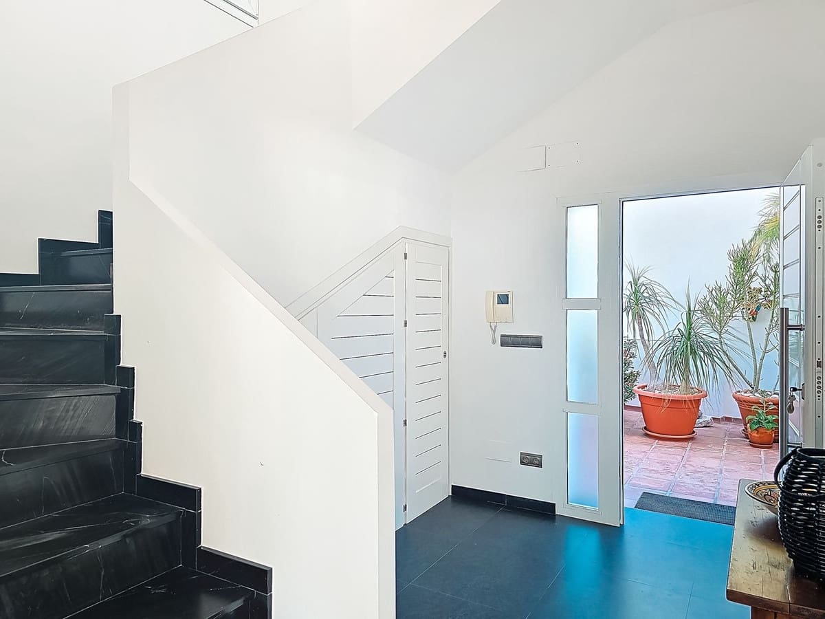 4 sovrum Villa till salu i Salobrena med pool garage - 879 000 € (Ref: 9450865)