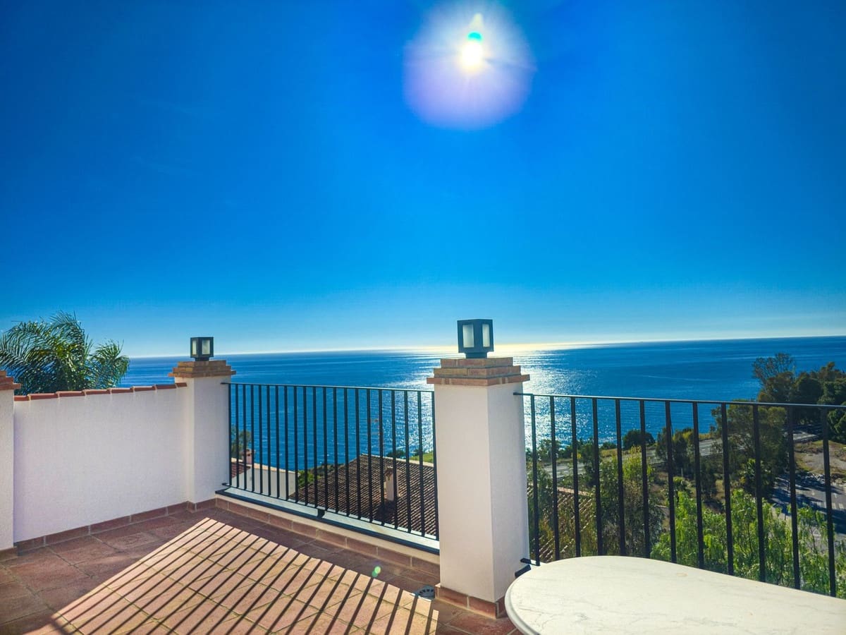 4 sovrum Villa till salu i Salobrena med pool garage - 879 000 € (Ref: 9450865)