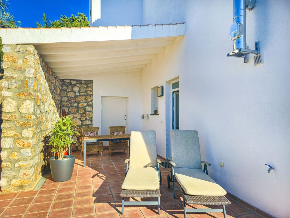 4 sovrum Villa till salu i Salobrena med pool garage - 879 000 € (Ref: 9450865)