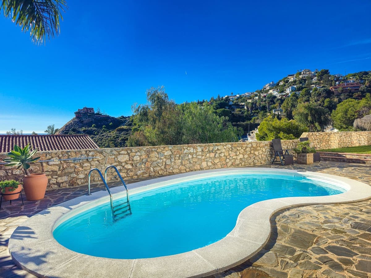 4 sovrum Villa till salu i Salobrena med pool garage - 879 000 € (Ref: 9450865)