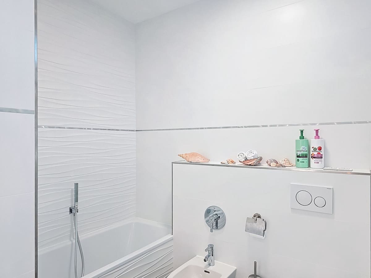 4 sypialnia Willa na sprzedaż w Salobrena z basenem garażem - 879 000 € (Ref: 9450865)