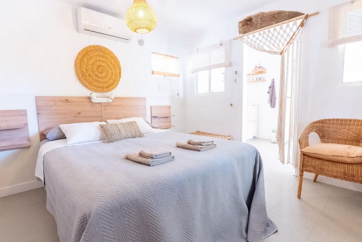 Finca/Casa Rural de 4 habitaciones en Valle de Abdalajís en venta con piscina - 465.000 € (Ref: 9460831)