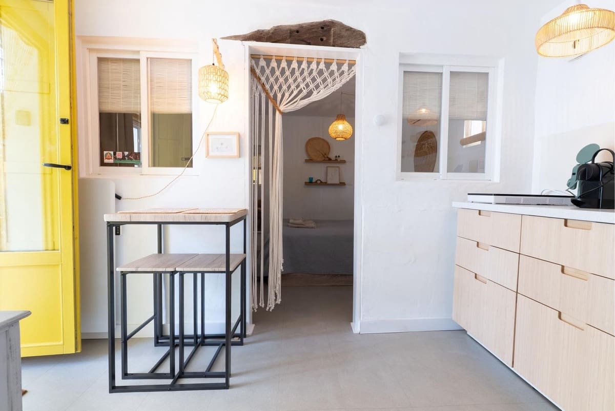 Finca/Casa Rural de 4 habitaciones en Valle de Abdalajís en venta con piscina - 465.000 € (Ref: 9460831)