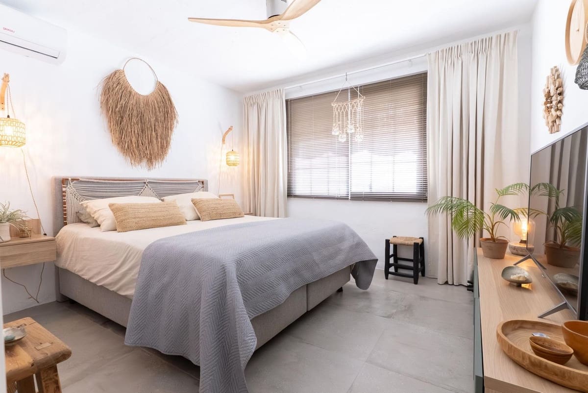 Finca/Casa Rural de 4 habitaciones en Valle de Abdalajís en venta con piscina - 465.000 € (Ref: 9460831)