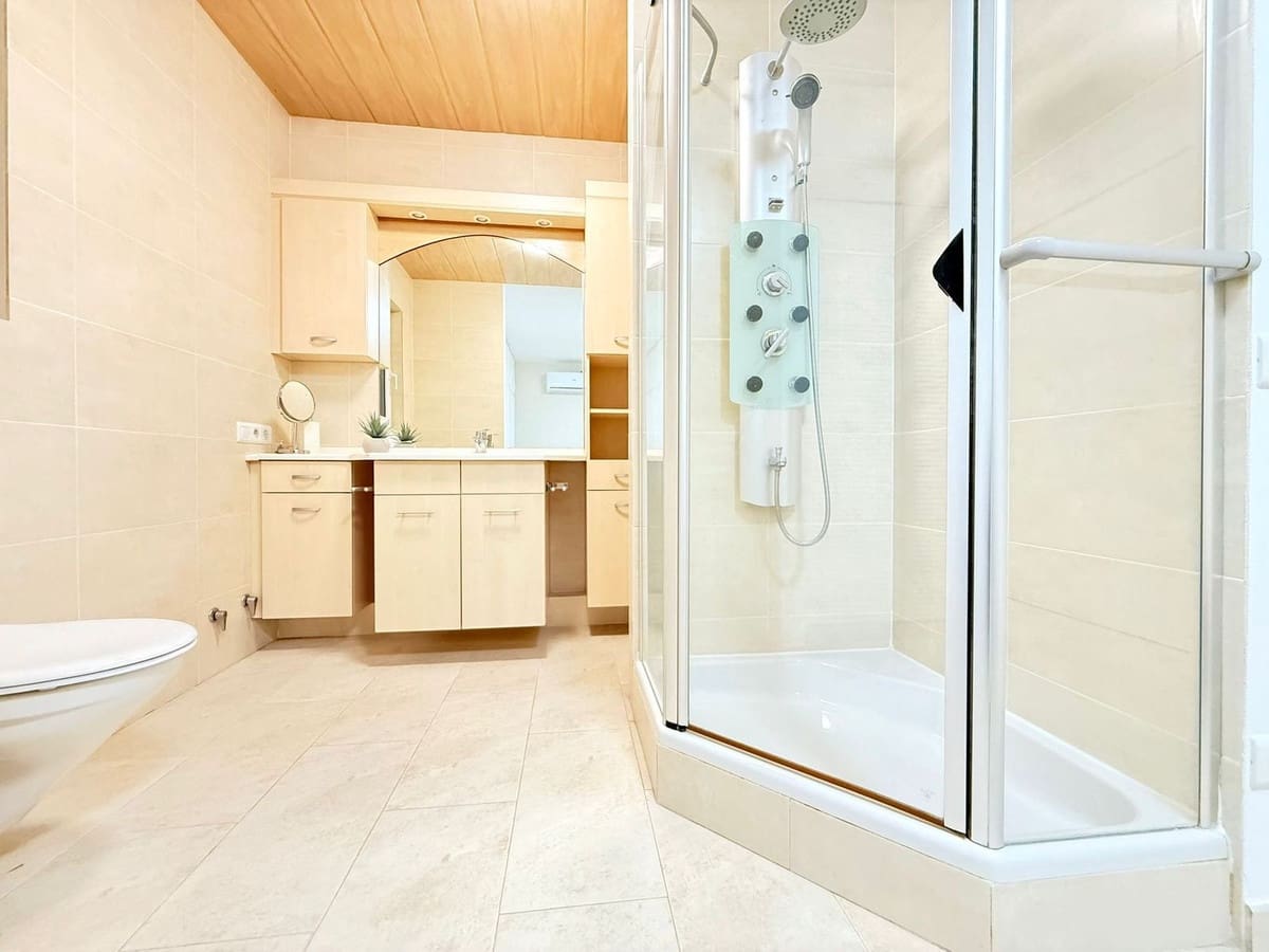 3 bedroom Villa for sale in Torrox-Costa with pool garage - € 450,000 (Ref: 9461076)