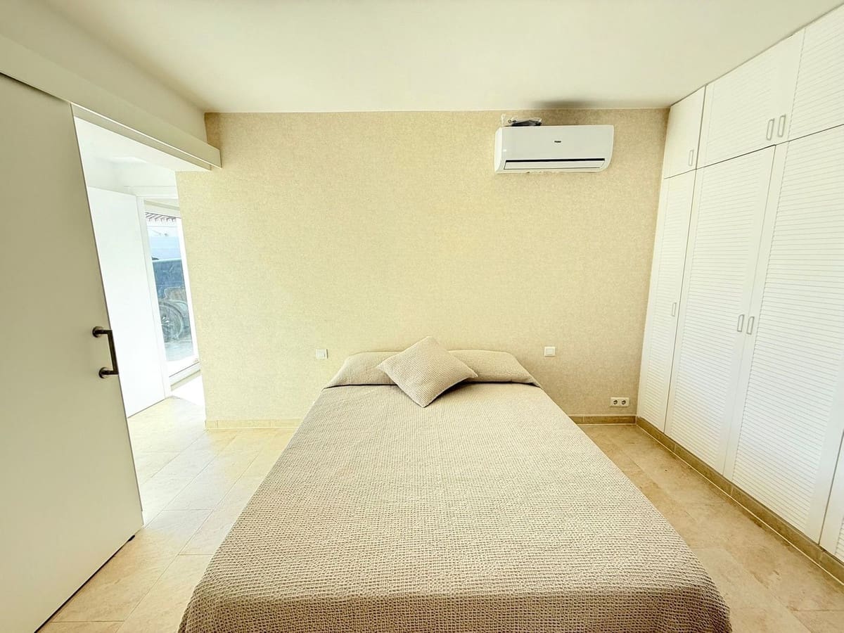 3 bedroom Villa for sale in Torrox-Costa with pool garage - € 450,000 (Ref: 9461076)