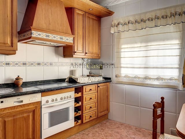 3 chambre Maison de Ville à vendre à Canillas de Aceituno - 115 000 € (Ref: 9469925)