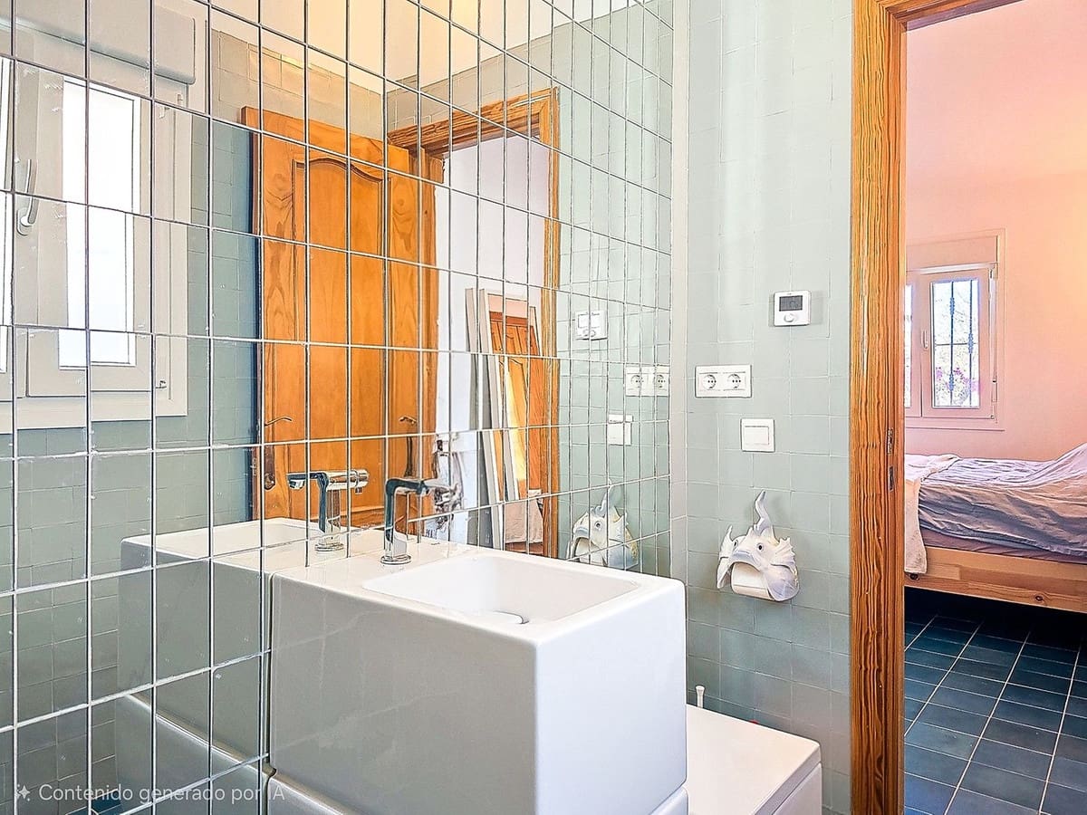 3 makuuhuone Huvila myytävänä paikassa Competa mukana uima-altaan 
autotalli - 549 000 € (Ref: 9470675)