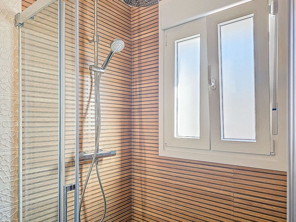 3 makuuhuone Huvila myytävänä paikassa Competa mukana uima-altaan 
autotalli - 549 000 € (Ref: 9470675)