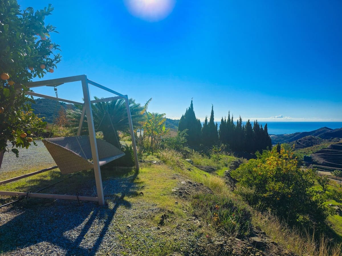 3 makuuhuone Huvila myytävänä paikassa Competa mukana uima-altaan 
autotalli - 549 000 € (Ref: 9470675)