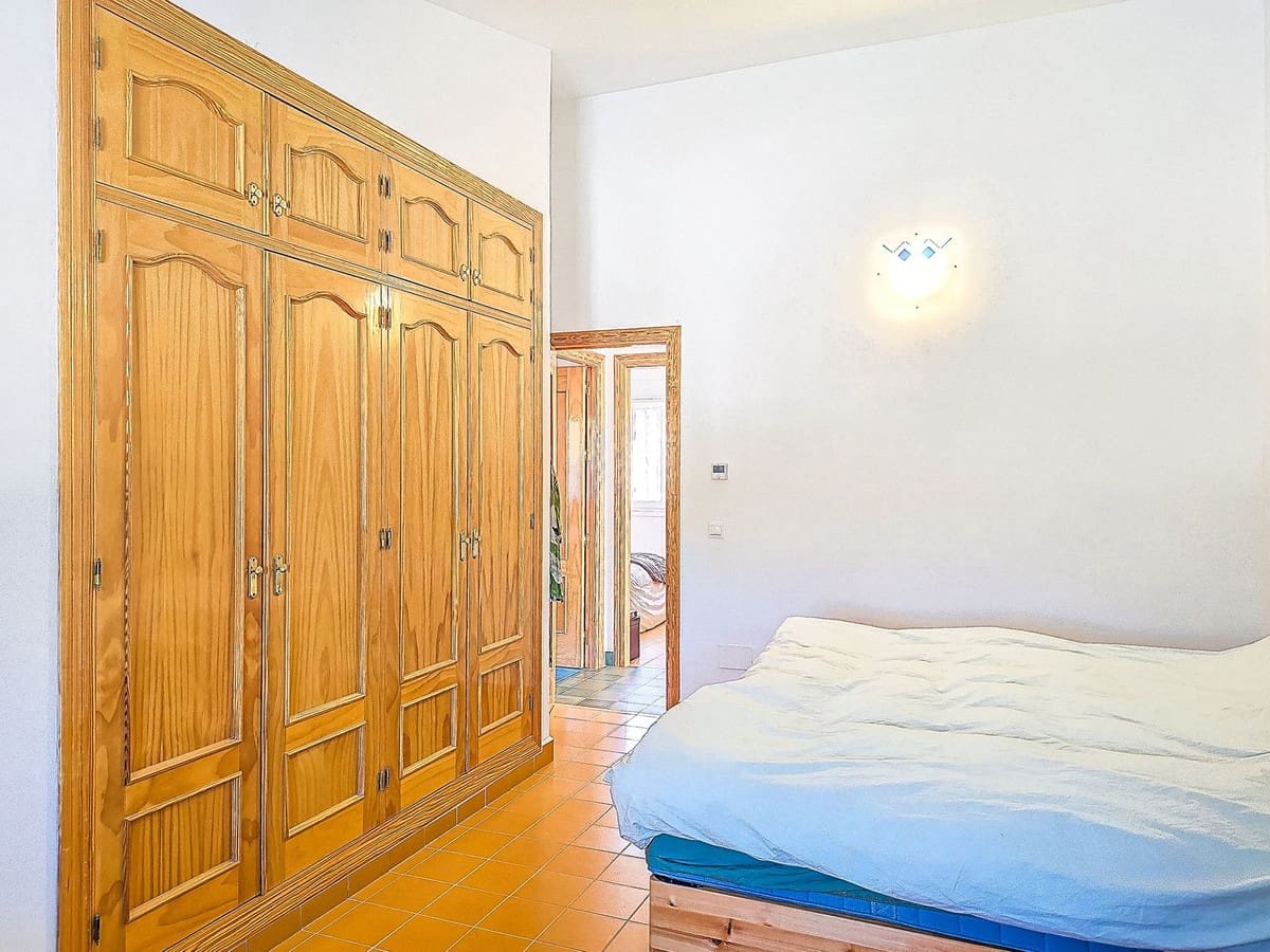 3 bedroom Villa for sale in Competa with pool garage - € 549,000 (Ref: 9470675)