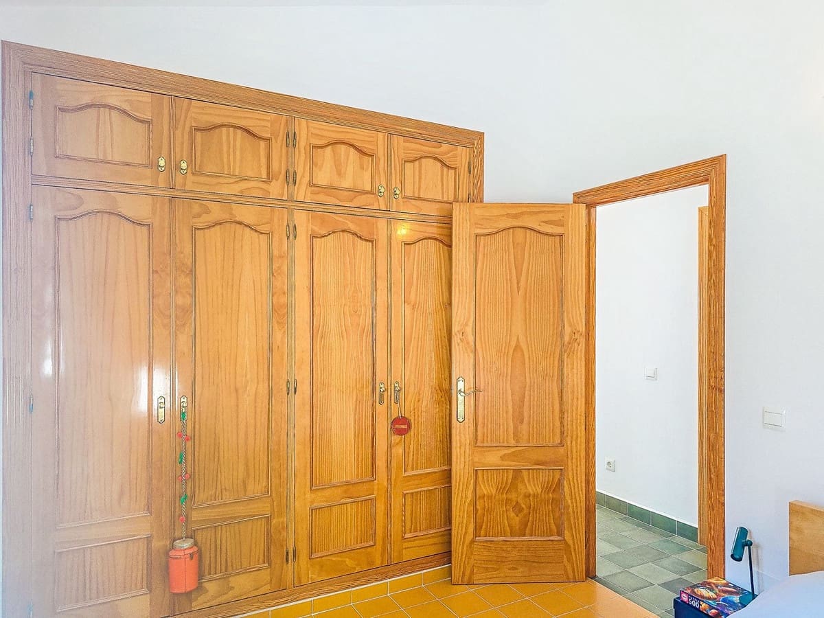 3 bedroom Villa for sale in Competa with pool garage - € 549,000 (Ref: 9470675)