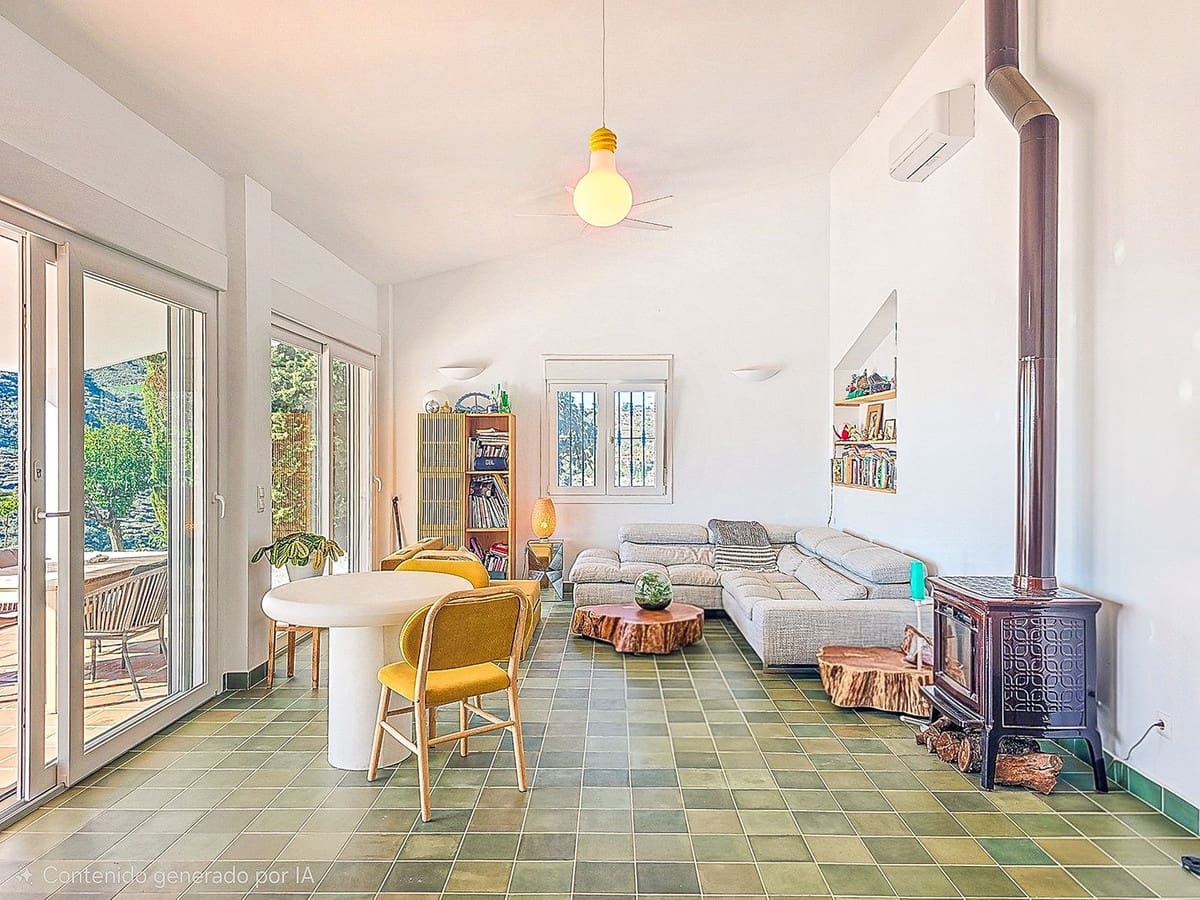 3 bedroom Villa for sale in Competa with pool garage - € 549,000 (Ref: 9470675)