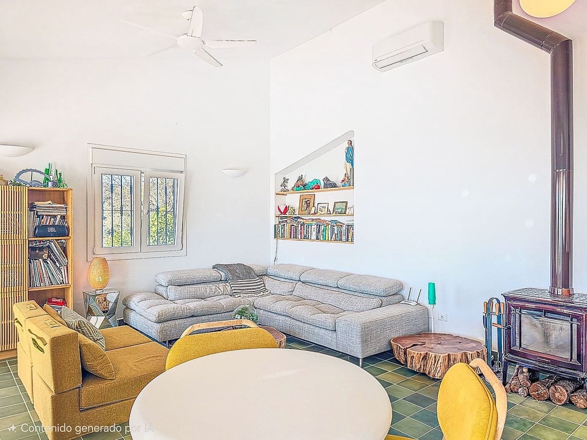 3 bedroom Villa for sale in Competa with pool garage - € 549,000 (Ref: 9470675)