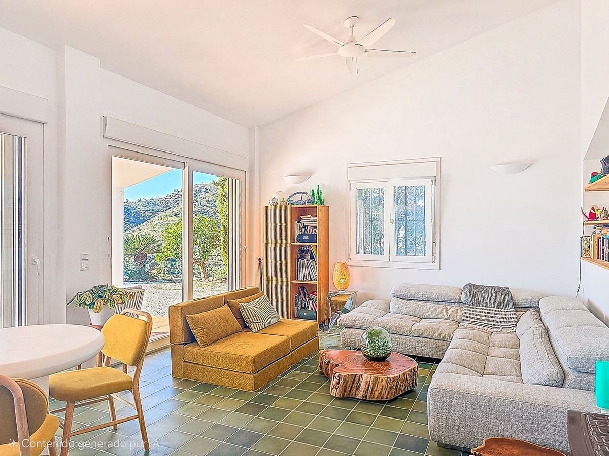 3 bedroom Villa for sale in Competa with pool garage - € 549,000 (Ref: 9470675)