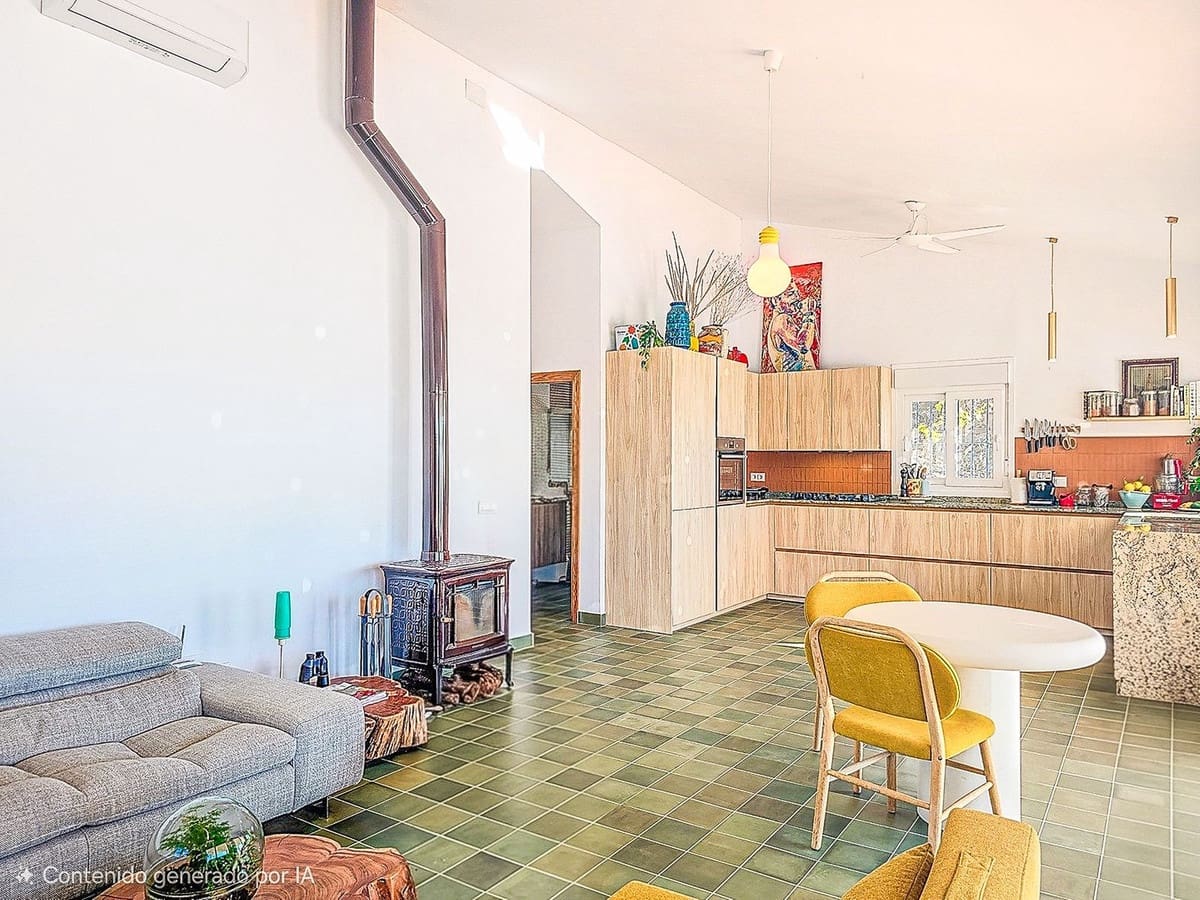 3 bedroom Villa for sale in Competa with pool garage - € 549,000 (Ref: 9470675)