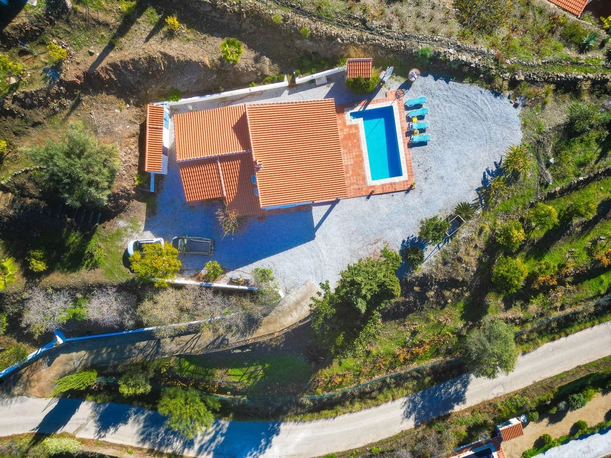 3 bedroom Villa for sale in Competa with pool garage - € 549,000 (Ref: 9470675)