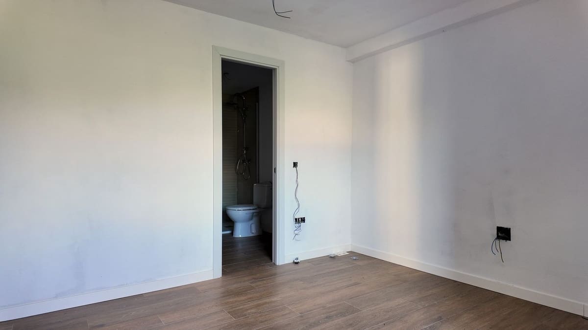 4 sypialnia Finka/Dom wiejski na sprzedaż w Alora z basenem - 310 000 € (Ref: 9478522)