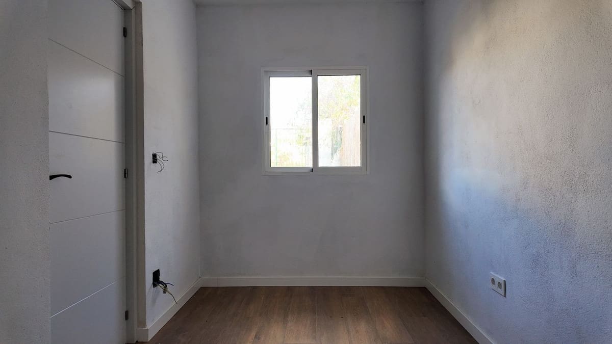 4 sypialnia Finka/Dom wiejski na sprzedaż w Alora z basenem - 310 000 € (Ref: 9478522)