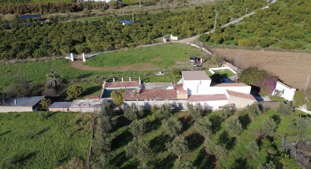 4 sypialnia Finka/Dom wiejski na sprzedaż w Alora z basenem - 310 000 € (Ref: 9478522)