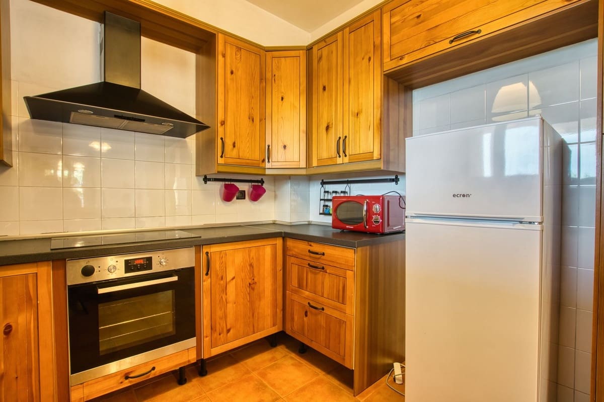 3 chambre Villa/Maison à vendre à Periana avec piscine garage - 380 000 € (Ref: 9486603)