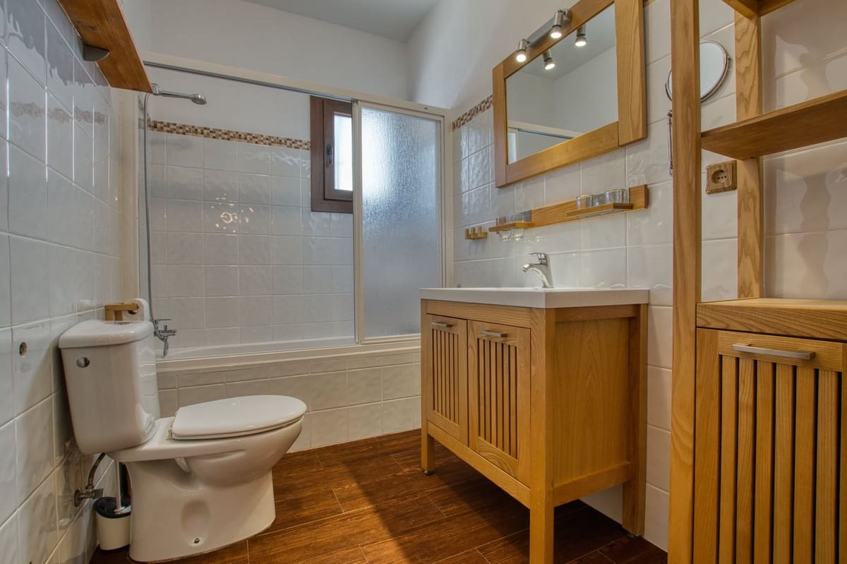 3 chambre Villa/Maison à vendre à Periana avec piscine garage - 380 000 € (Ref: 9486603)