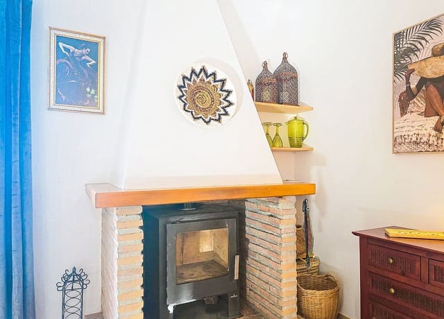 3 sovrum Villa till salu i Cómpeta med garage - 375 000 € (Ref: 9521118)