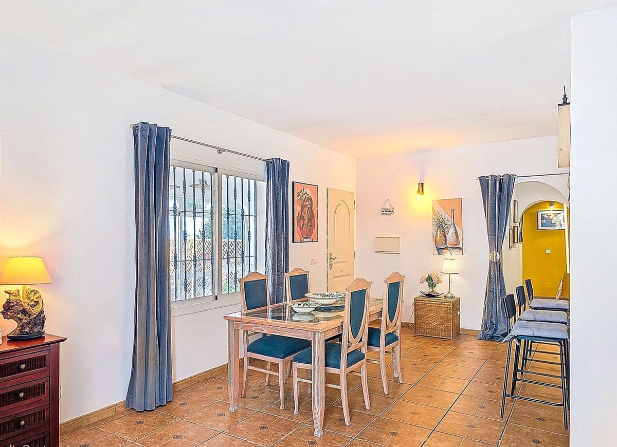 3 sovrum Villa till salu i Competa med garage - 375 000 € (Ref: 9521118)