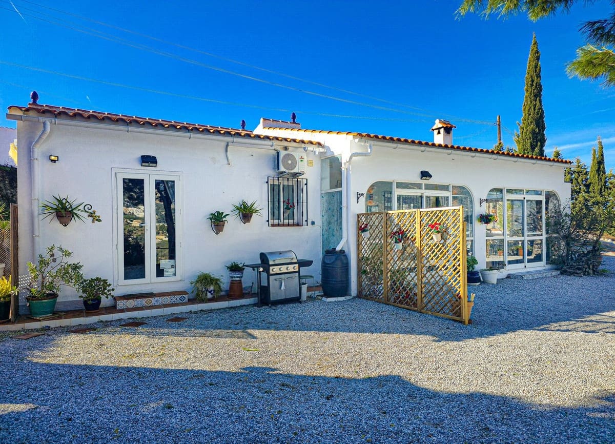 3 sovrum Villa till salu i Competa med garage - 375 000 € (Ref: 9521118)