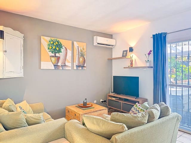 Chalet de 3 habitaciones en Cómpeta en venta con garaje - 339.000 € (Ref: 9521118)