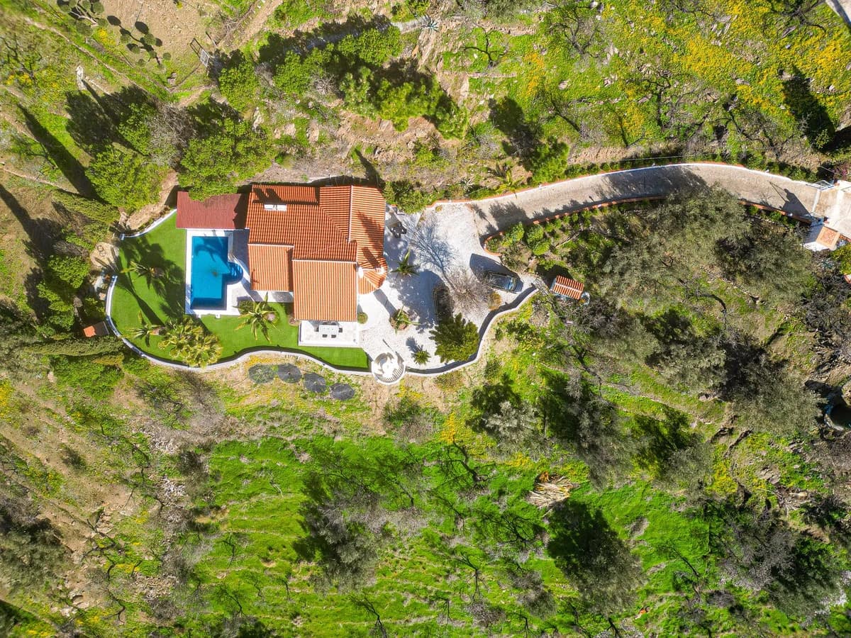 Chalet de 3 habitaciones en Arenas en venta con piscina garaje - 489.000 € (Ref: 9525963)