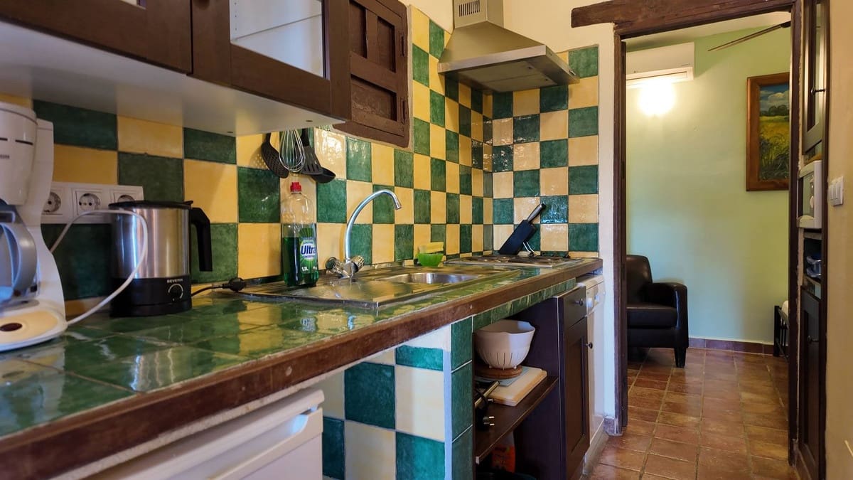 17 slaapkamer Hotel te koop in Tolox met zwembad - € 1.499.000 (Ref: 9529019)