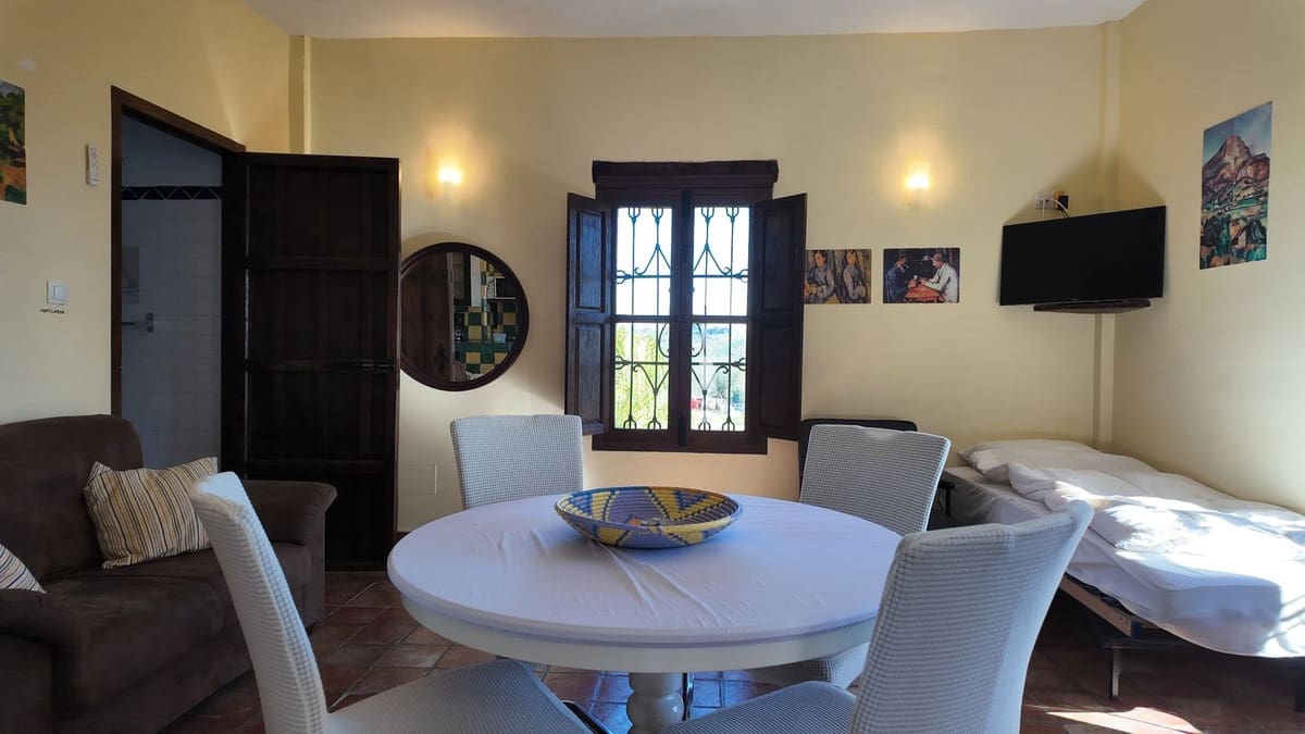 17 slaapkamer Hotel te koop in Tolox met zwembad - € 1.499.000 (Ref: 9529019)