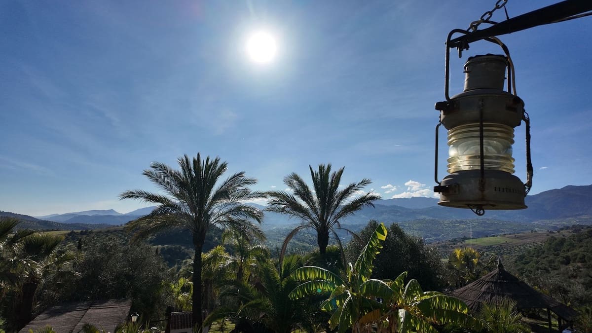 17 slaapkamer Hotel te koop in Tolox met zwembad - € 1.499.000 (Ref: 9529019)