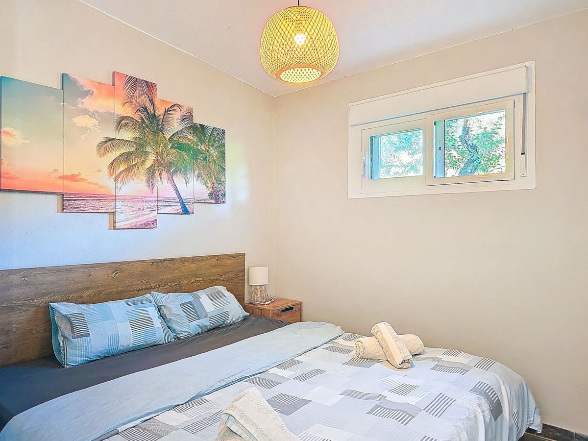 6 bedroom Villa for sale in Alora with pool garage - € 595,000 (Ref: 9529238)