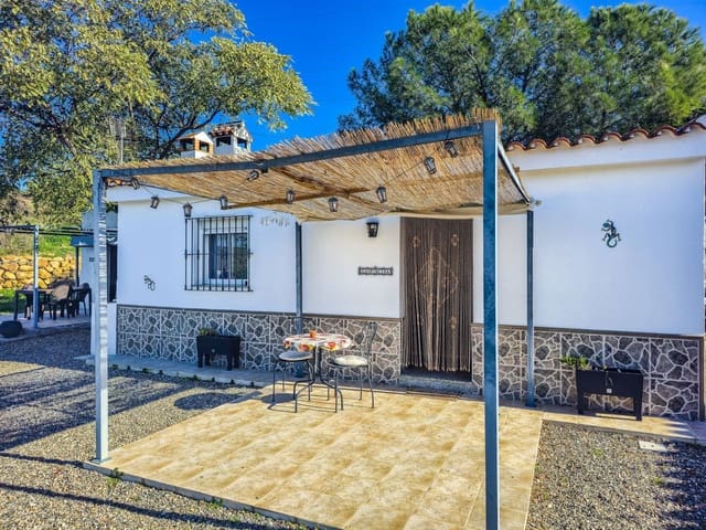 Chalet de 6 habitaciones en Alora en venta con piscina garaje - 595.000 € (Ref: 9529238)