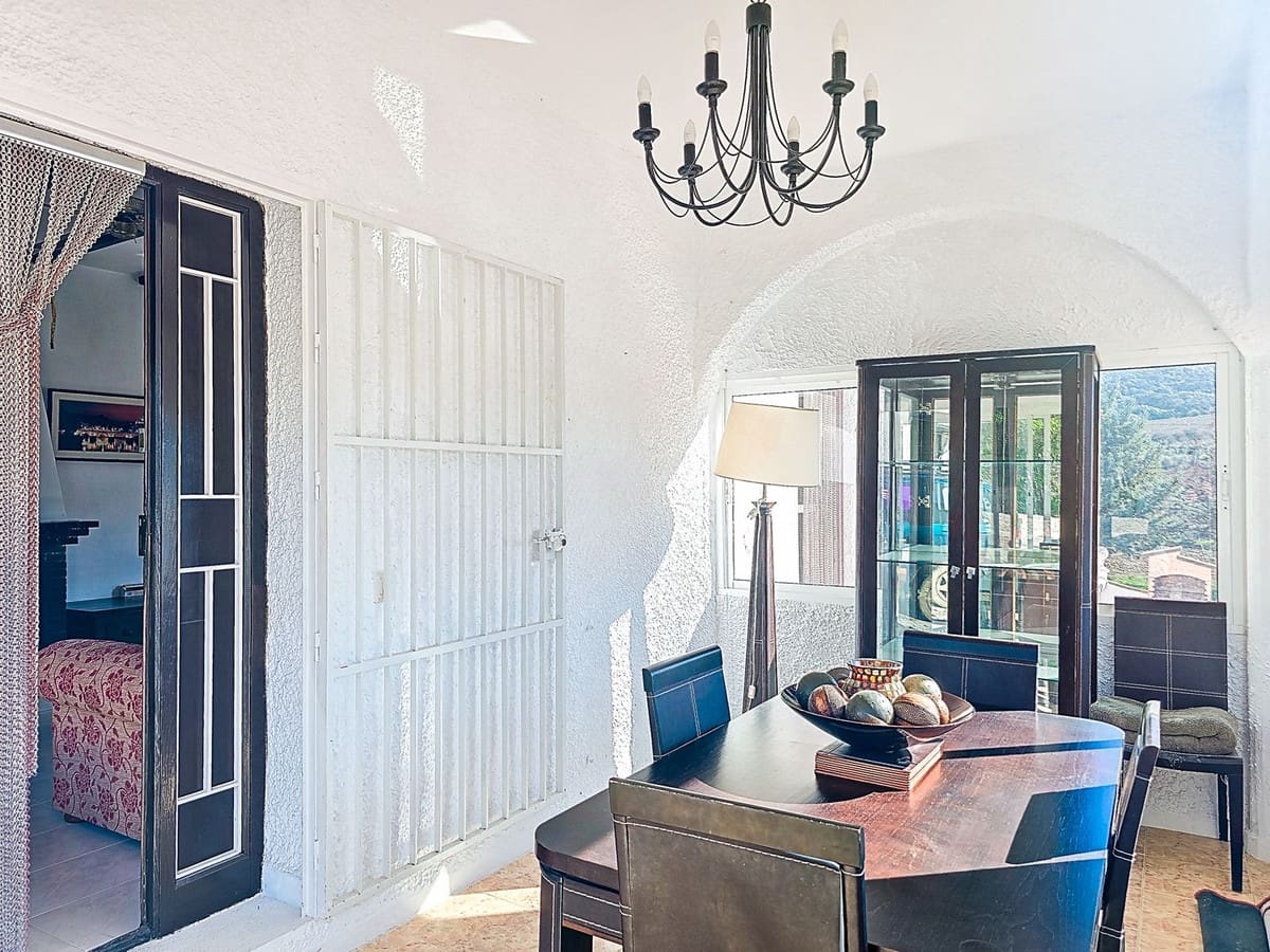 3 camera da letto Finca/Casa di Campagna in vendita in Almogia con piscina garage - 275.000 € (Rif: 9536361)