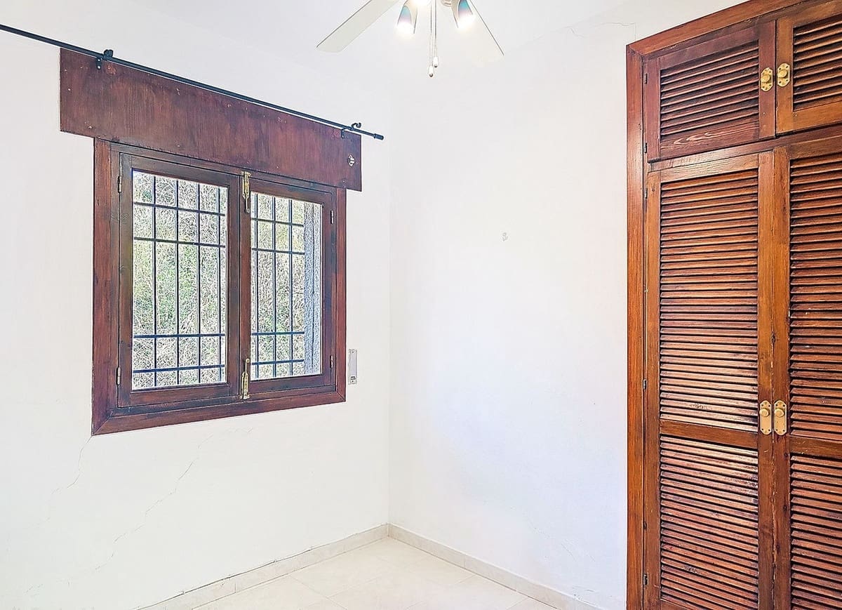 3 camera da letto Finca/Casa di Campagna in vendita in Almogia con piscina garage - 275.000 € (Rif: 9536361)