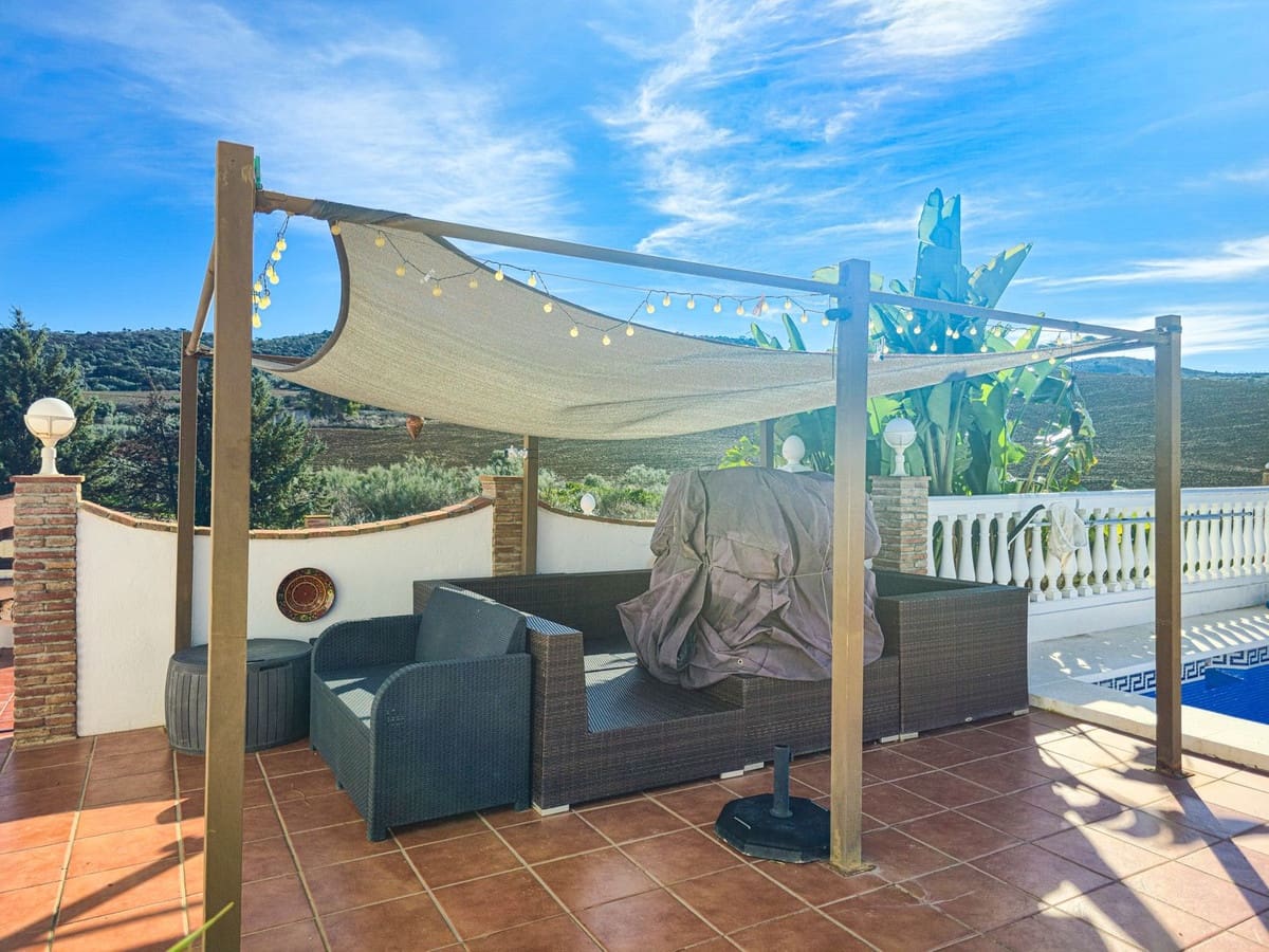 3 camera da letto Finca/Casa di Campagna in vendita in Almogia con piscina garage - 275.000 € (Rif: 9536361)