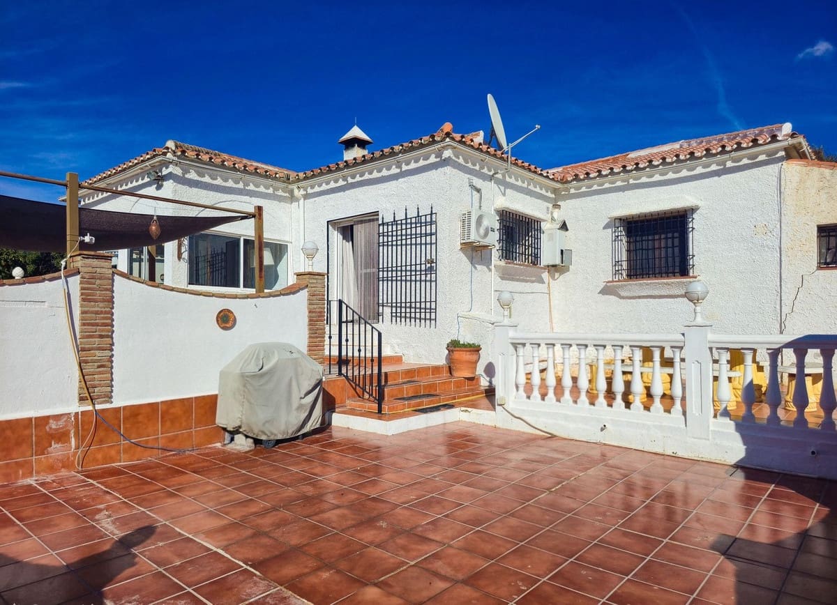 3 camera da letto Finca/Casa di Campagna in vendita in Almogia con piscina garage - 275.000 € (Rif: 9536361)