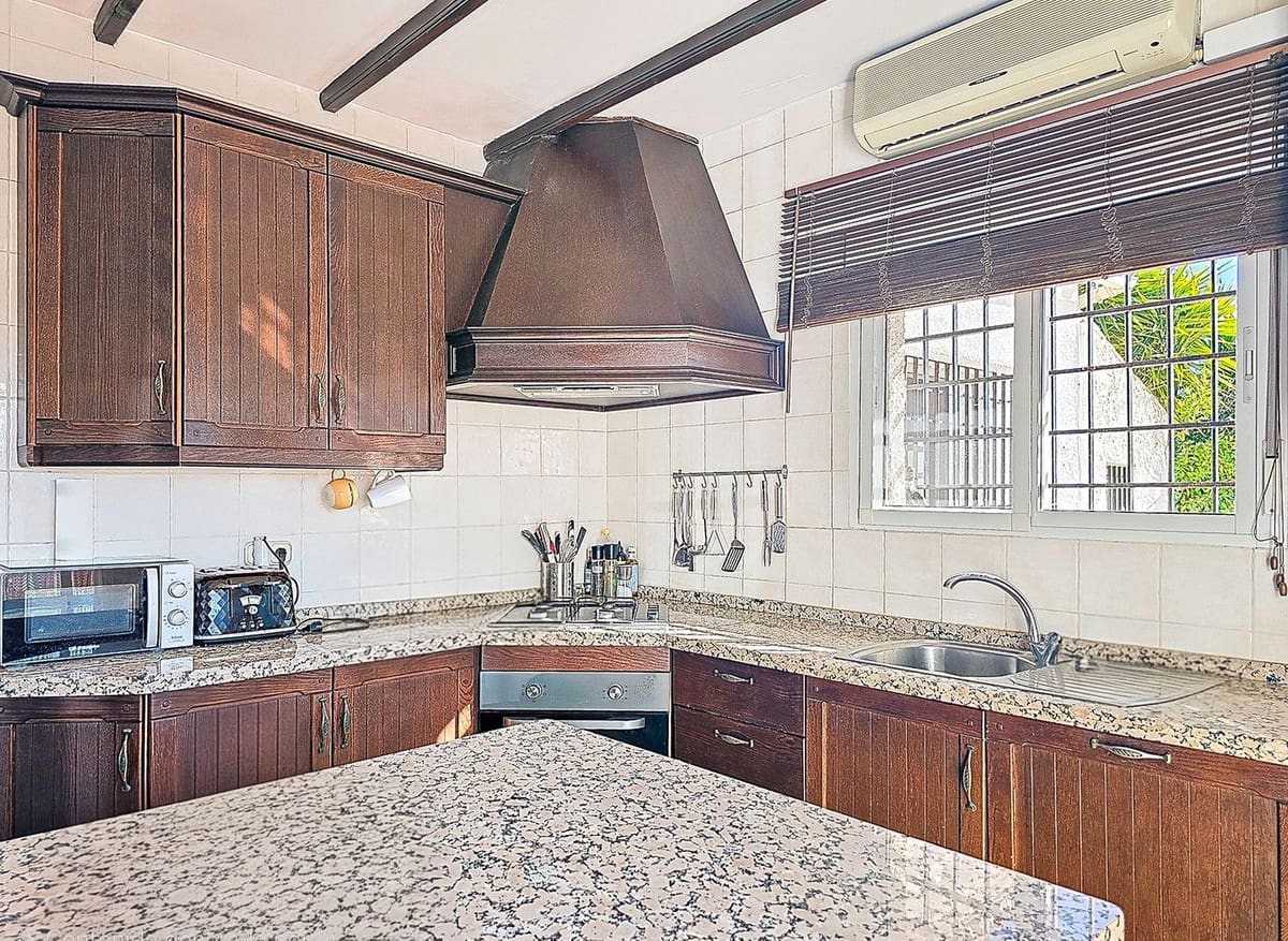 3 camera da letto Finca/Casa di Campagna in vendita in Almogia con piscina garage - 275.000 € (Rif: 9536361)