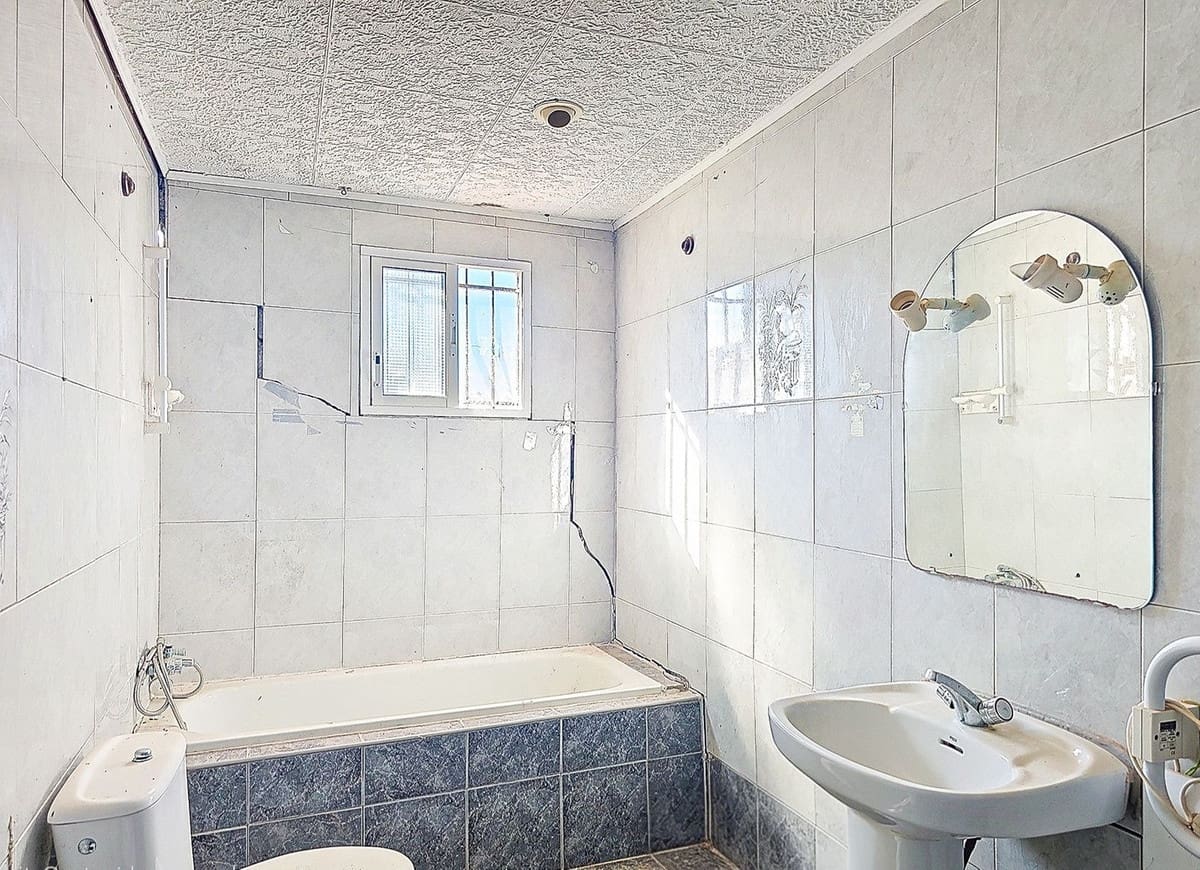 3 bedroom Finca/Country House for sale in Almogia with pool garage - € 275,000 (Ref: 9536361)