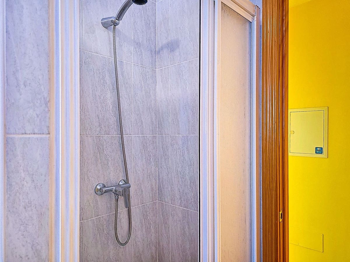 3 quarto Moradia para venda em Arenas com piscina garagem - 495 000 € (Ref: 9550447)