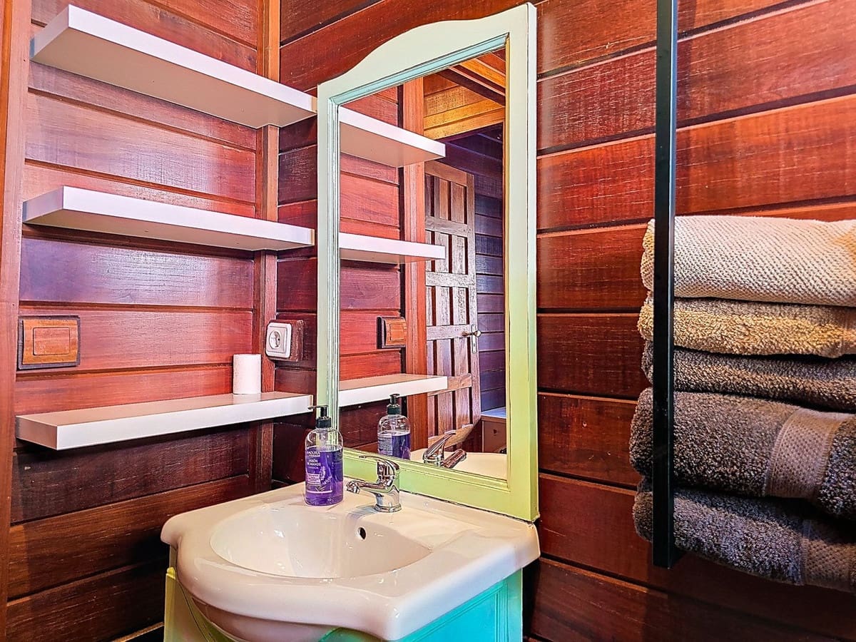 Chalet de 2 habitaciones en Sedella en venta con piscina garaje - 295.000 € (Ref: 9564056)