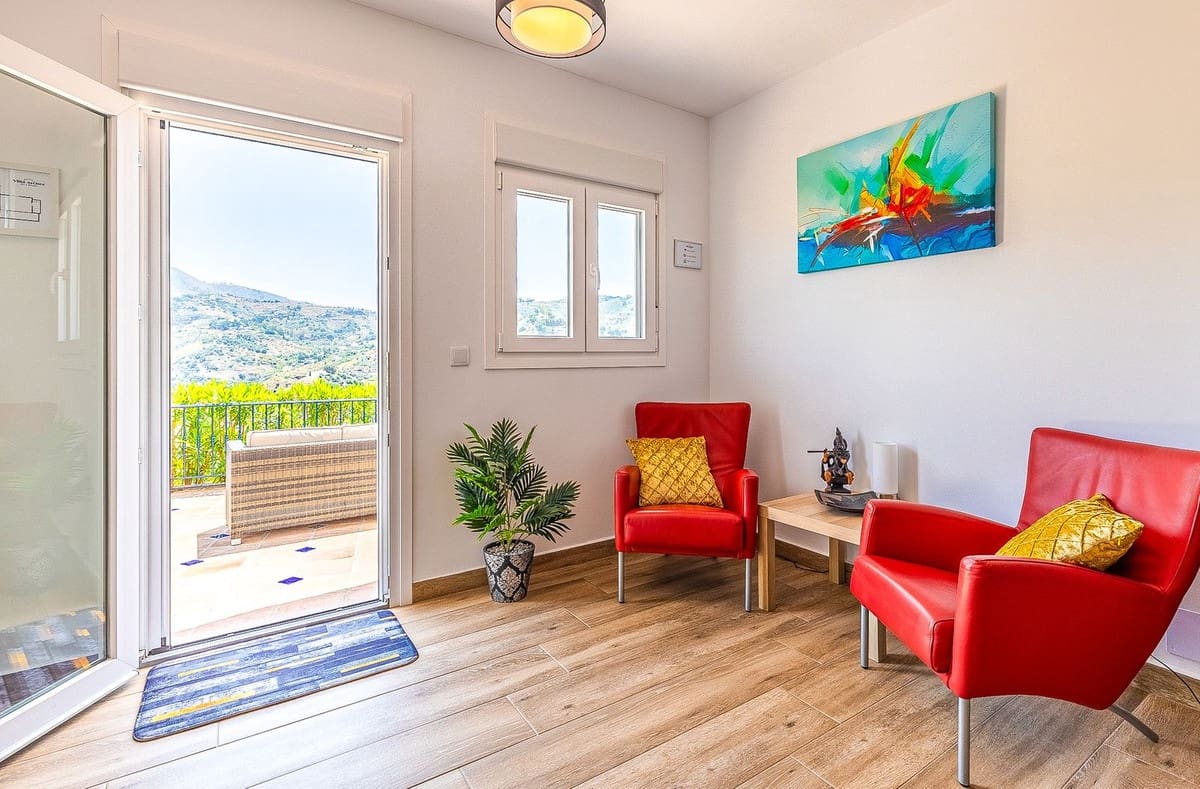 5 Zimmer Villa zu verkaufen in Archez mit Pool Garage - 850.000 € (Ref: 9585013)