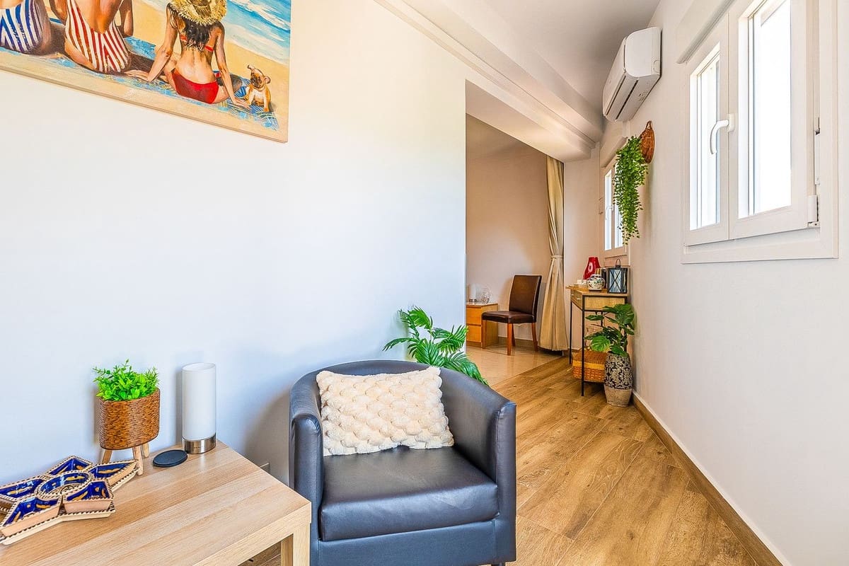 5 Zimmer Villa zu verkaufen in Archez mit Pool Garage - 850.000 € (Ref: 9585013)