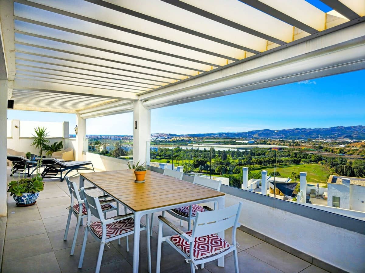 2 bedroom Penthouse for sale in Caleta de Velez with pool garage - € 449,000 (Ref: 9592209)