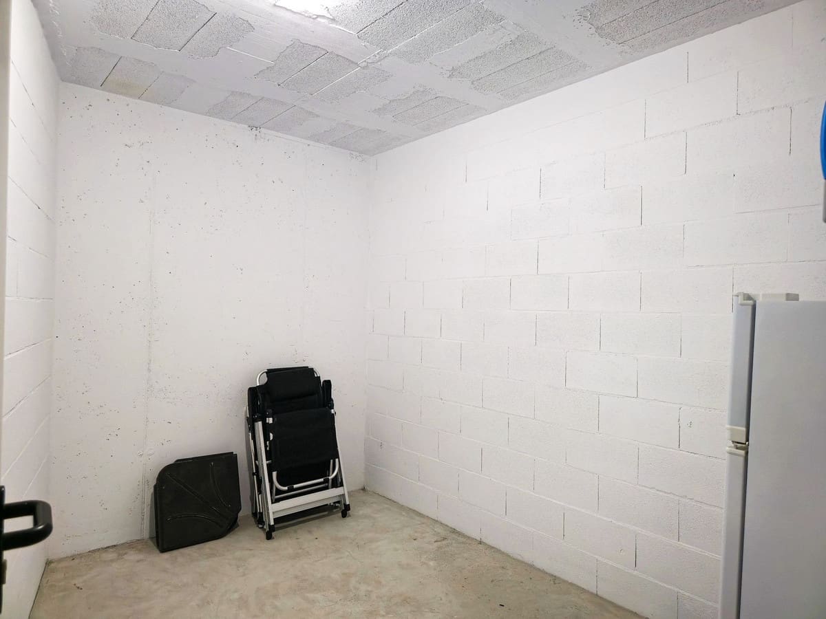 2 bedroom Penthouse for sale in Caleta de Velez with pool garage - € 449,000 (Ref: 9592209)